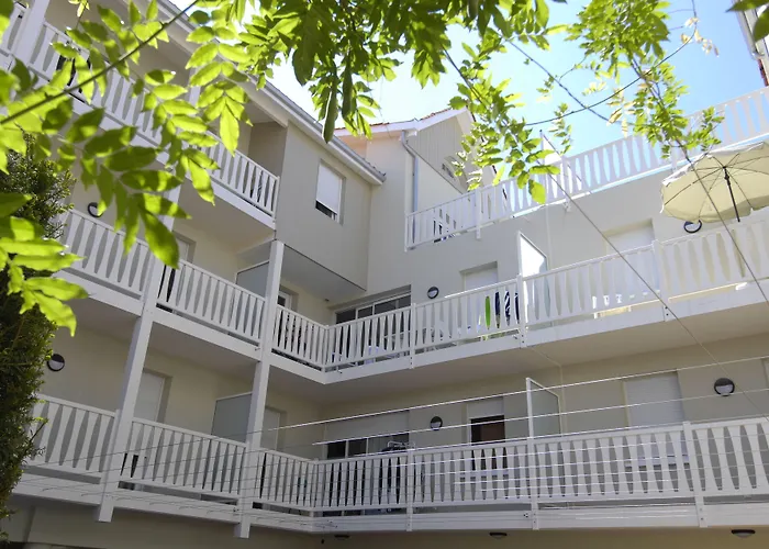 Lagrange - D'este Hotel apartamentowy