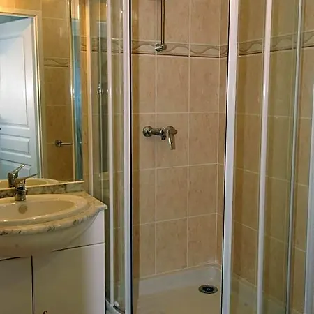 Lagrange - D'este Apartahotel 3*